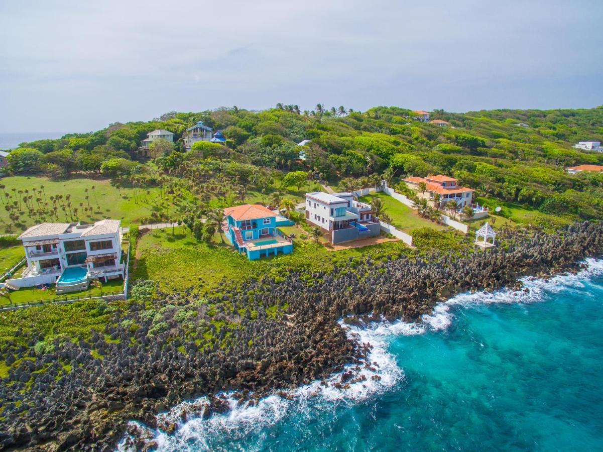 Oceanfront Coral View Home West Bay Exterior photo